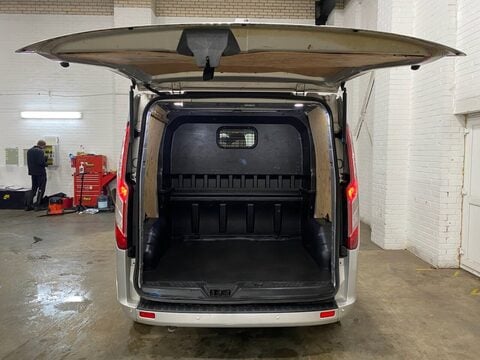 Ford Transit Custom 320 LIMITED DCIV ECOBLUE 7