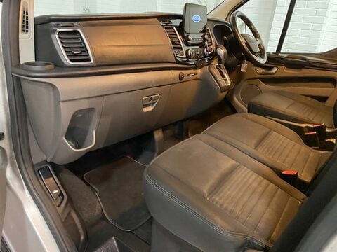 Ford Transit Custom 320 LIMITED DCIV ECOBLUE 20