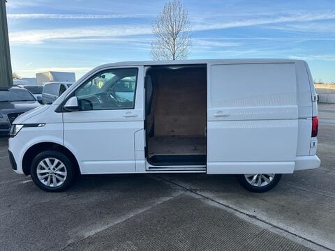 Volkswagen Transporter T30 TDI P/V HIGHLINE 4
