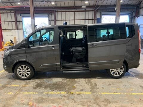 Ford Tourneo Custom 320 TITANIUM L2 ECOBLUE AUTO 10