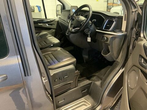 Ford Tourneo Custom 320 TITANIUM L2 ECOBLUE AUTO 12