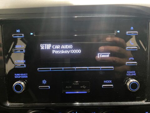 Toyota Hilux ACTIVE 4WD D-4D DCB 14