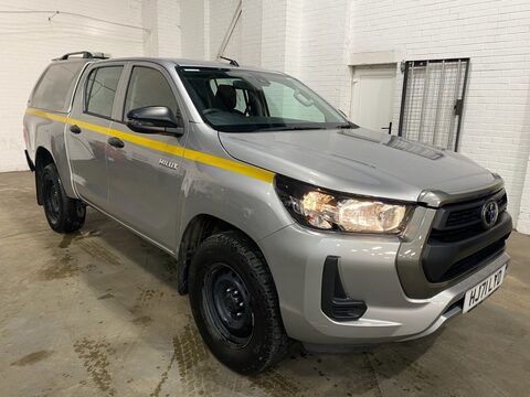 Toyota Hilux ACTIVE 4WD D-4D DCB 2