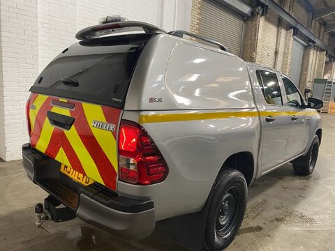 Toyota Hilux ACTIVE 4WD D-4D DCB 3