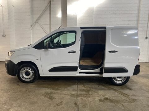 Peugeot Partner BLUEHDI PROFESSIONAL PREMIUM PLUS L1 8