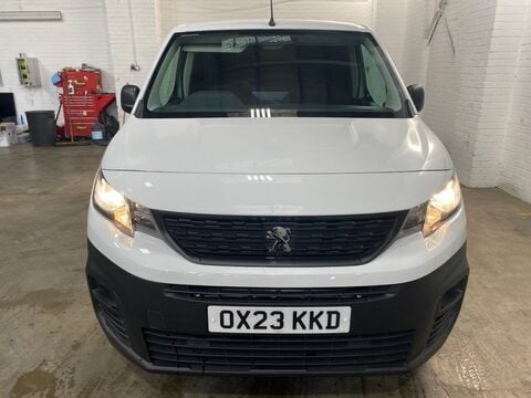 Peugeot Partner BLUEHDI PROFESSIONAL PREMIUM PLUS L1 10