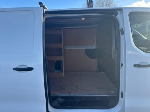 Vauxhall Vivaro L2H1 2900 EDITION S/S 15