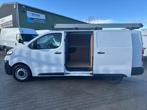 Vauxhall Vivaro L2H1 2900 EDITION S/S 3