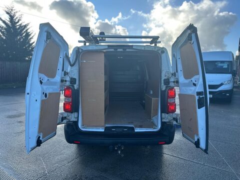 Vauxhall Vivaro L2H1 2900 EDITION S/S 11
