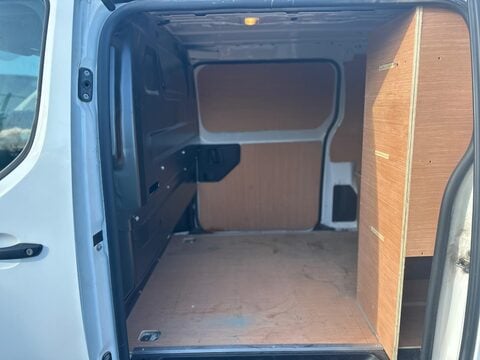Vauxhall Vivaro L2H1 2900 EDITION S/S 10