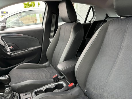 Vauxhall Corsa ELITE NAV PREMIUM 12