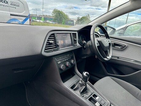 SEAT Leon TSI SE DYNAMIC TECHNOLOGY 9