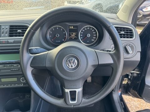 Volkswagen Polo SEL TSI 12