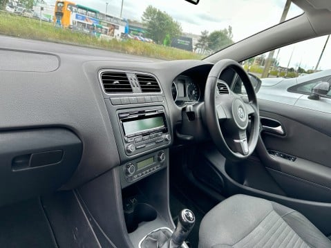 Volkswagen Polo SEL TSI 8