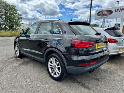 Audi Q3 TFSI QUATTRO SE 7