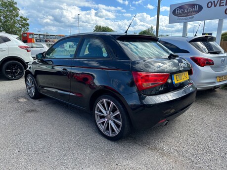 Audi A1 TDI SPORT 6