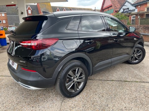 Vauxhall Grandland X 1.2T BUSINESS EDITION NAV 2