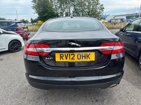 Jaguar XF D SE AUTOMATIC 6