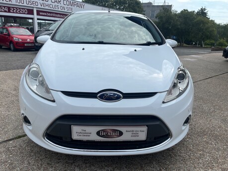 Ford Fiesta 1.6 TDCI ZETEC 9