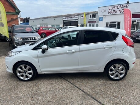 Ford Fiesta 1.6 TDCI ZETEC 10