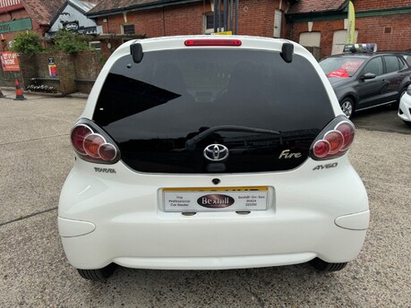 Toyota Aygo 1.0 VVT-I FIRE AC 5