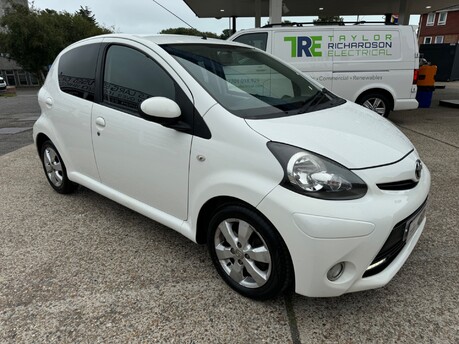 Toyota Aygo 1.0 VVT-I FIRE AC 7