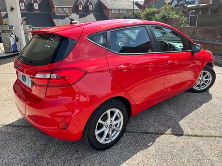 Ford Fiesta 1.0 ZETEC 2