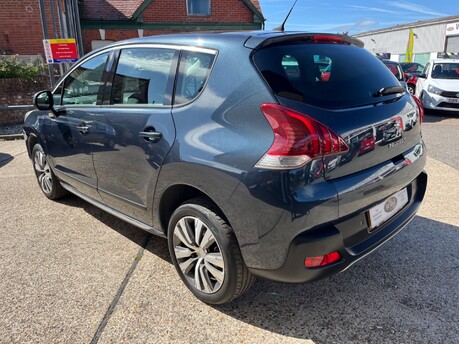 Peugeot 3008 1.6 E-HDI ACTIVE 12