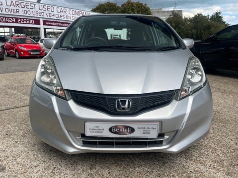 Honda Jazz 1.4 I-VTEC ES AUTOMATIC 9