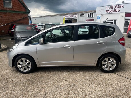 Honda Jazz 1.4 I-VTEC ES AUTOMATIC 11