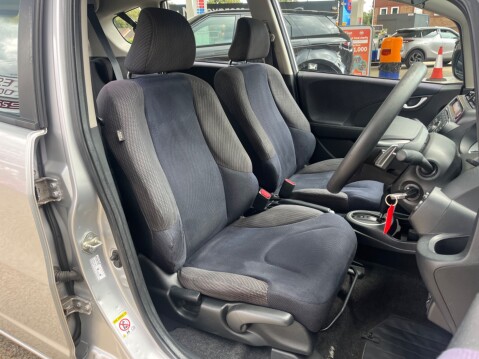 Honda Jazz 1.4 I-VTEC ES AUTOMATIC 3