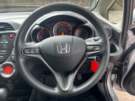 Honda Jazz 1.4 I-VTEC ES AUTOMATIC 14