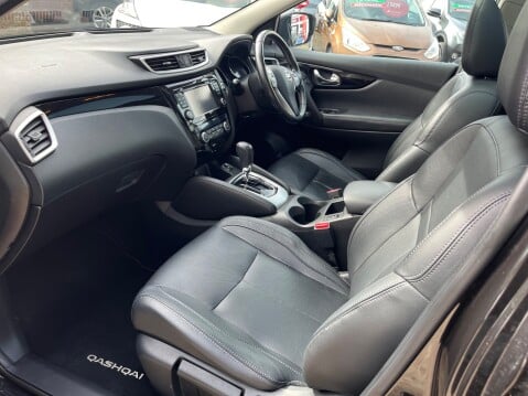 Nissan Qashqai 1.6 DCI TEKNA AUTOMATIC 13