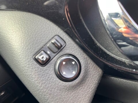 Nissan Qashqai 1.6 DCI TEKNA AUTOMATIC 27