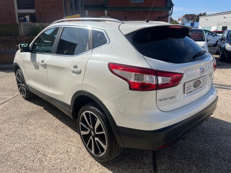 Nissan Qashqai DCI TEKNA 12