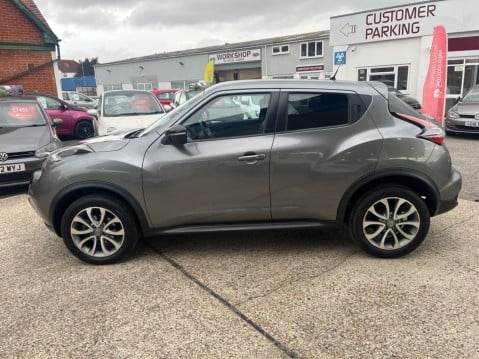 Nissan Juke 1.6 TEKNA XTRONIC 10