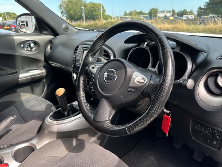 Nissan Juke ACENTA PREMIUM 9