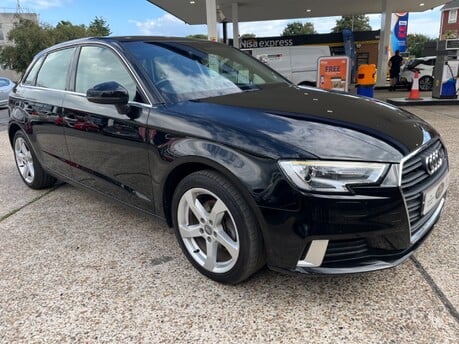 Audi A3 1.6 TDI SPORT 2