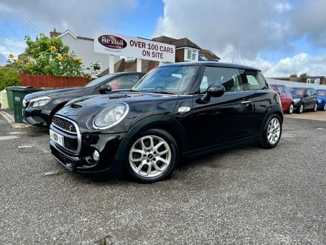 Mini Hatch COOPER S [CHILLI + MEDIA XL PACK] 