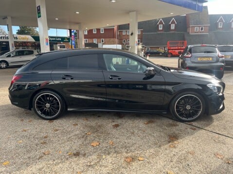 Mercedes-Benz CLA Class SPORTING BRAKE 180 AMG LINE AUTOMATIC 9