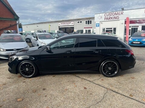 Mercedes-Benz CLA Class SPORTING BRAKE 180 AMG LINE AUTOMATIC 11