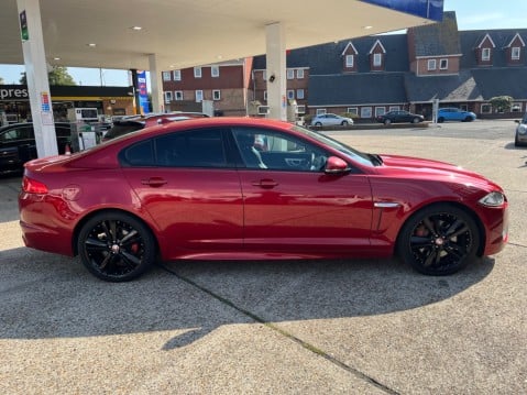 Jaguar XF 3.0D V6 S PORTFOLIO AUTOMATIC 8