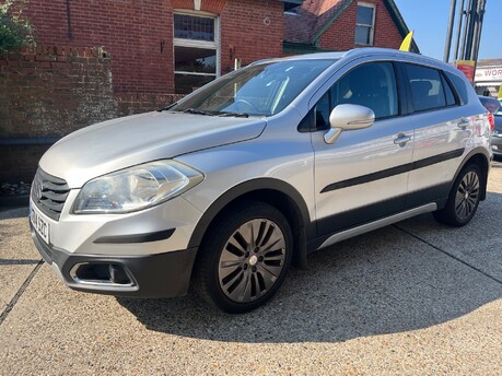 Suzuki SX4 S-Cross SZ4 1