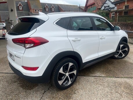 Hyundai TUCSON 1.7 CRDI SPORT EDITION 2