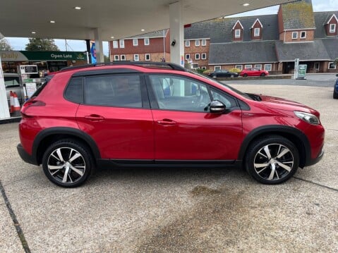 Peugeot 2008 1.2 PURETECH GT LINE AUTOMATIC 8