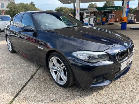 BMW 5 Series 520D M SPORT 4