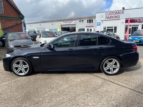 BMW 5 Series 520D M SPORT 10