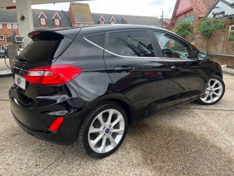 Ford Fiesta 1.0 TITANIUM 2