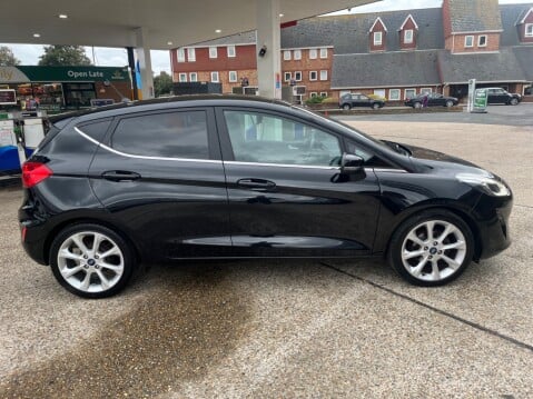 Ford Fiesta 1.0 TITANIUM 8