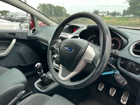 Ford Fiesta ZETEC S TDCI 9